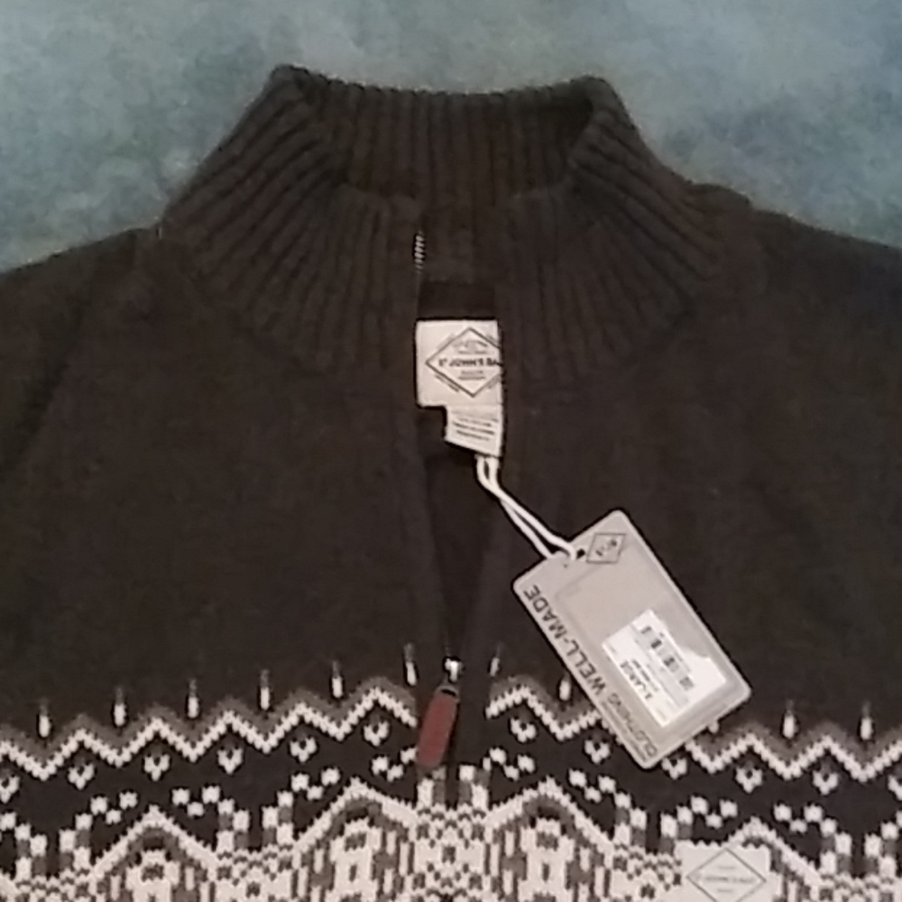 Sweater - Picture 4 of 5